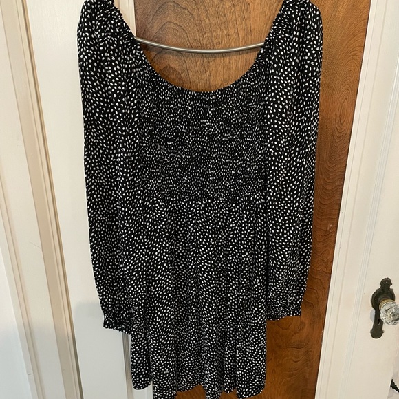 Hollister dress size medium - Picture 2 of 2